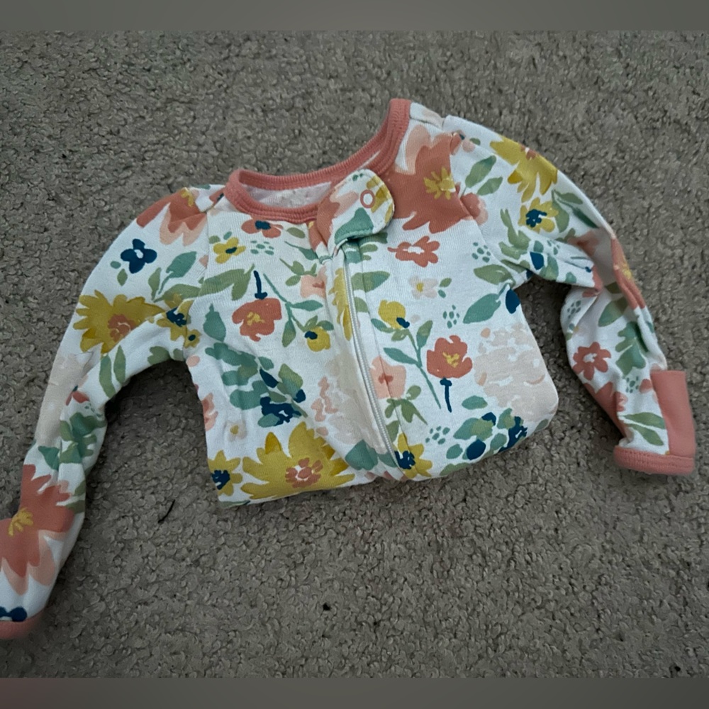 Carters baby outfit zip up